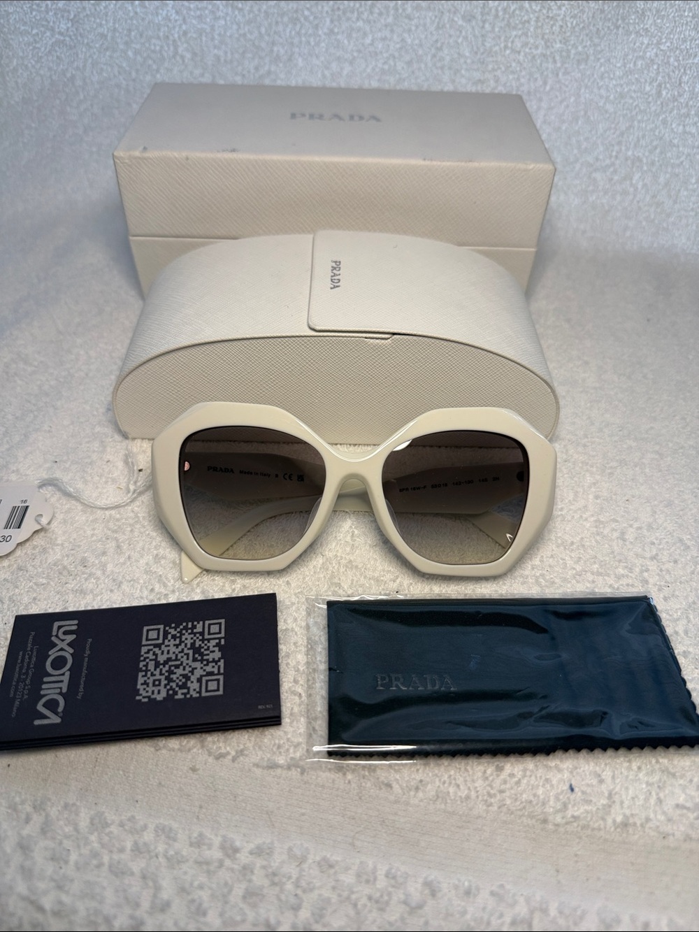 Authentic NWT Prada PR 16WSF 142130 White Plastic Fashion Sunglasses